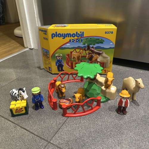 Playmobil lion enclosure - playmobil,