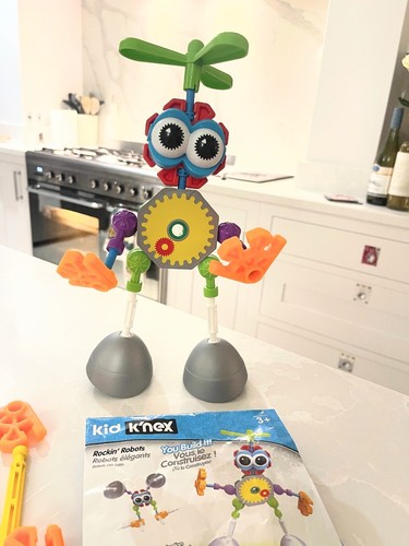 Kid nex knex - kid, /