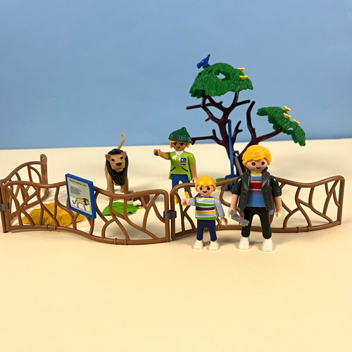 Playmobil lion enclosure - enclosure, zoo
