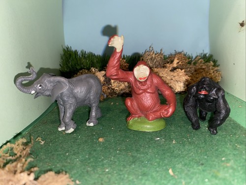 Vintage britains plastic zoo - vintage,