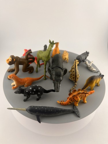 Set miniature animals - 15,