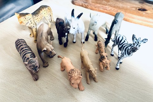 Set plastic animals - plastic,